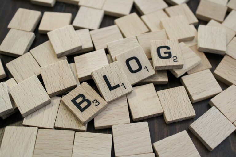 Photo successful bloggers analysis tips