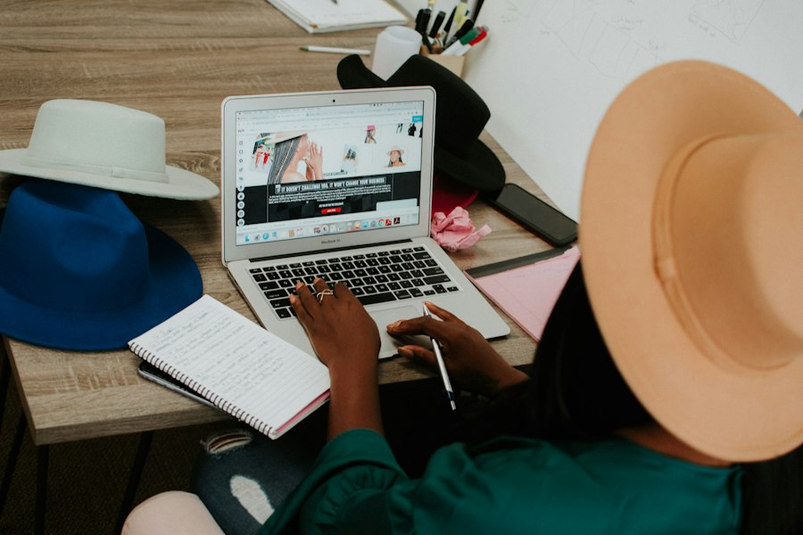 Photo blogger collaboration tips