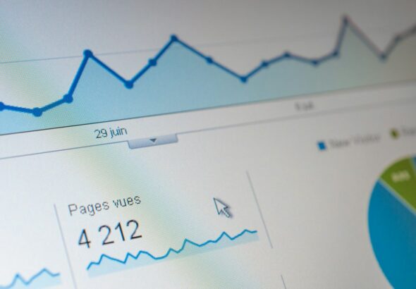 Photo premium audience targeting posts